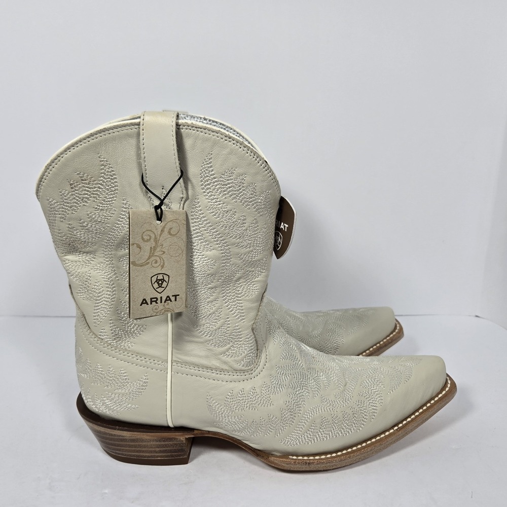 Ariat Cate White Quartz Ankle Womens 9B Bootie Cowboy Western Boots